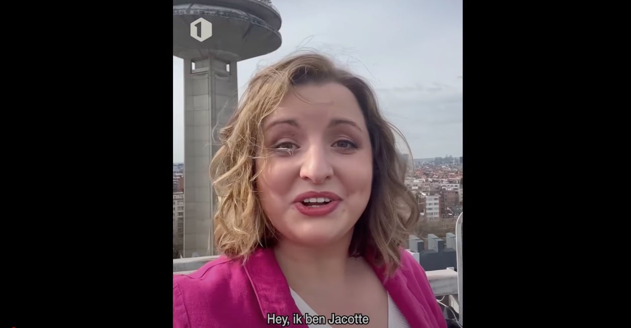 Jacotte_Brokken_vervangt_Frank_Deboosere_en_is_nieuwe_collega_van_VRT_weervrouw_Sabine_Hagedoren_-_YouTube